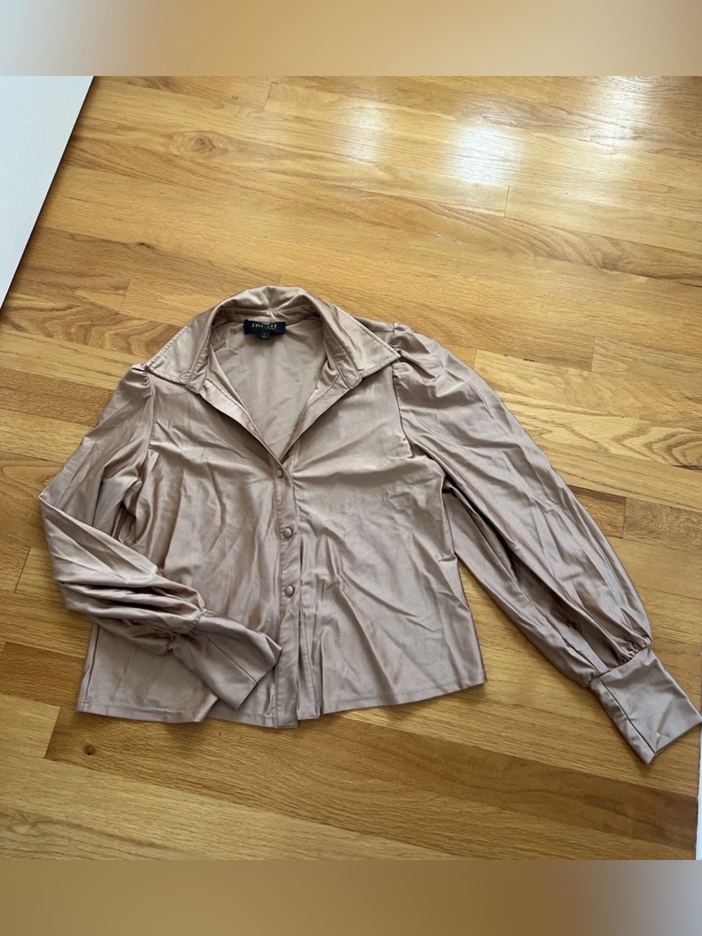 TRUTH BY REPUBLIC Beige Collared Button-Up Blouse Long Sleeve - Size Large